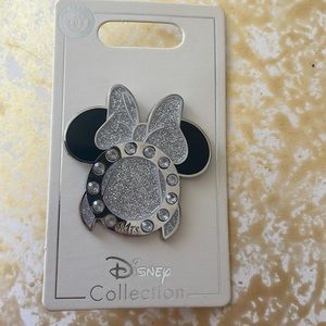 NWT Disney Mrs Pin